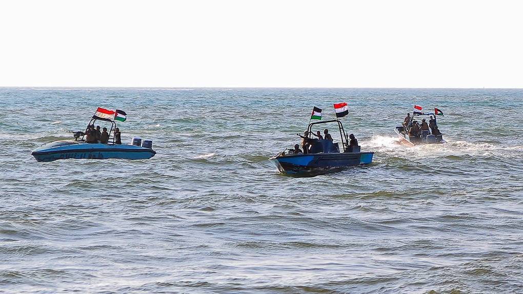Houthi lần đầu phóng xuồng tự sát, Biển Đỏ tái diễn kịch bản Biển Đen?